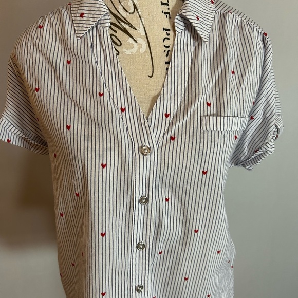Candie's White and Red Striped Casual Shirt - Picture 2 of 9